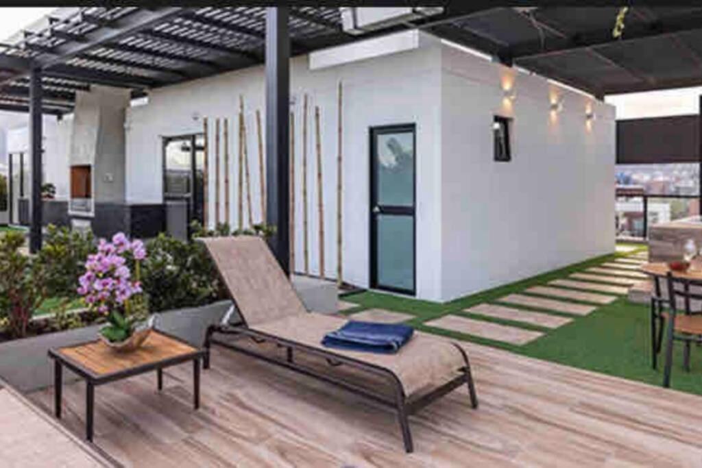 Moderno Departamento En El Mejor Sector De Quito Apartment Luaran gambar