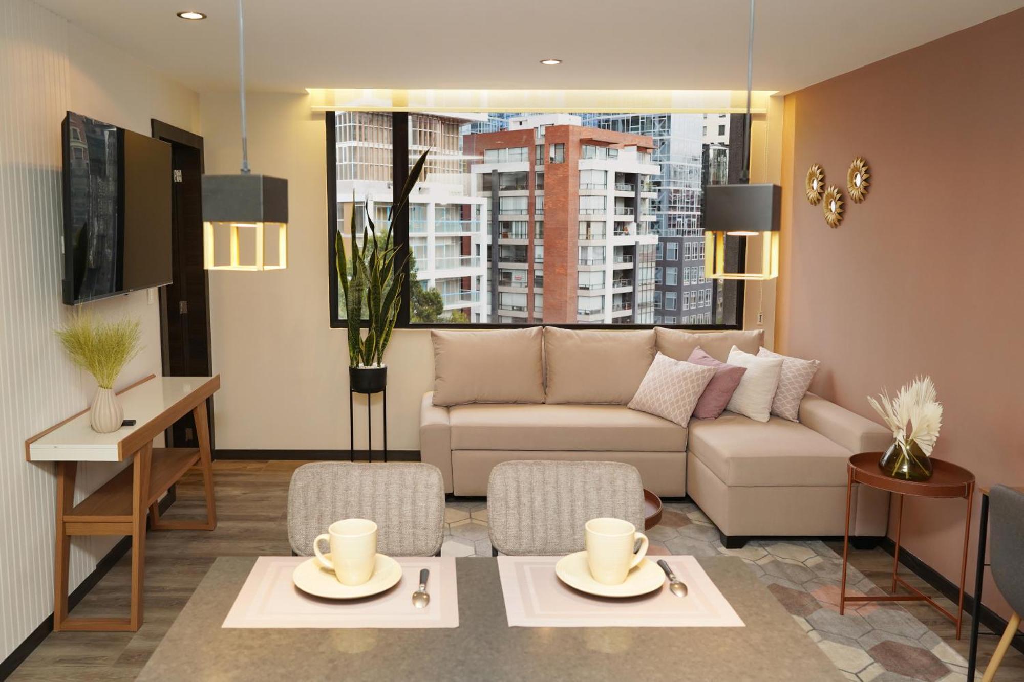 Moderno Departamento En El Mejor Sector De Quito Apartment Luaran gambar